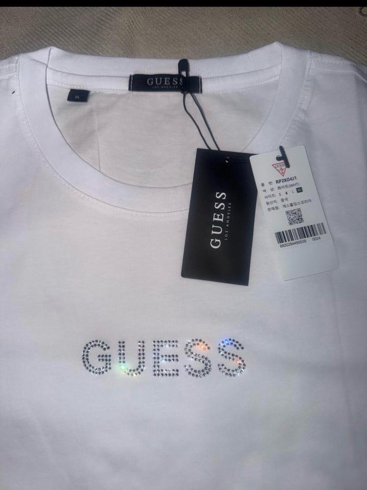 Футболка Guess