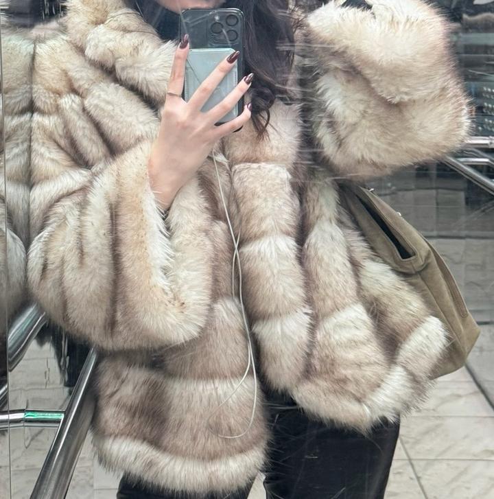 Шуба из искусственного меха