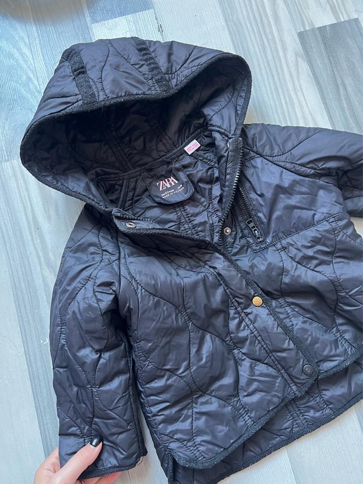 куртка ZARA для девочки 98 см