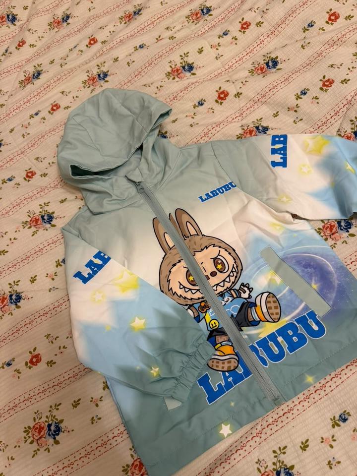 Детская ветровка с принтом Labubu