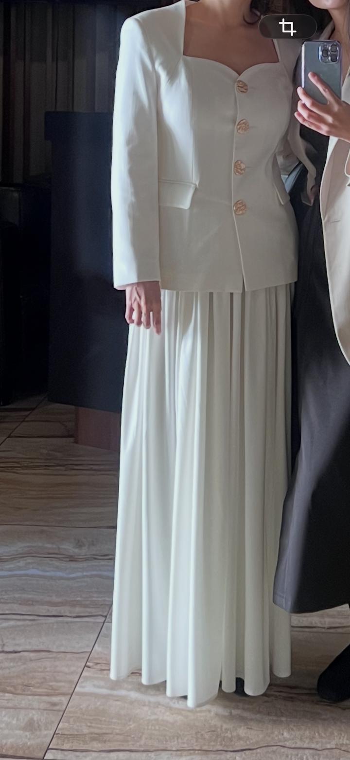 Alisha Atelier Женский костюм Alisha