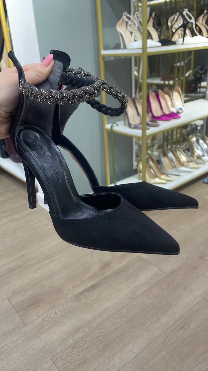 be mine shoes