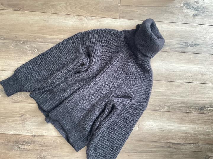 Свитер H&M
