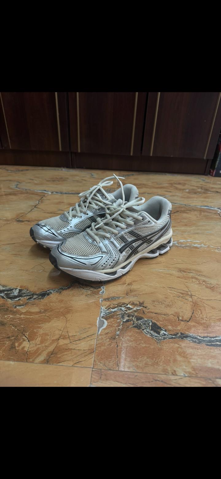 ASICS