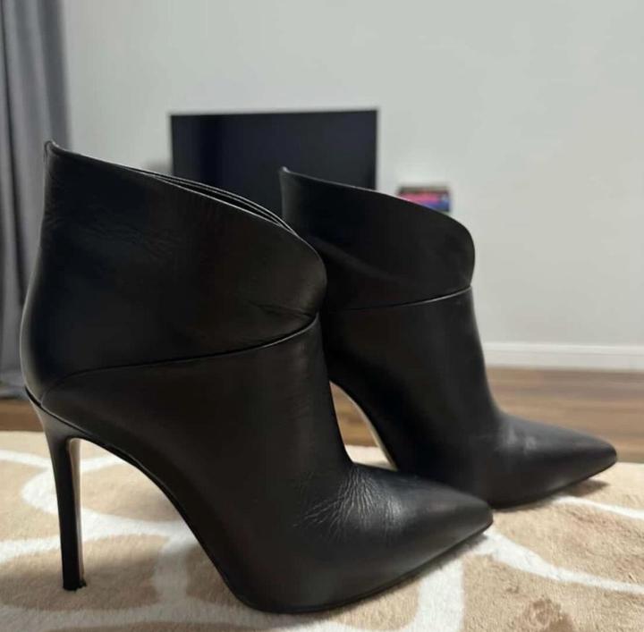 Perfect Pairs