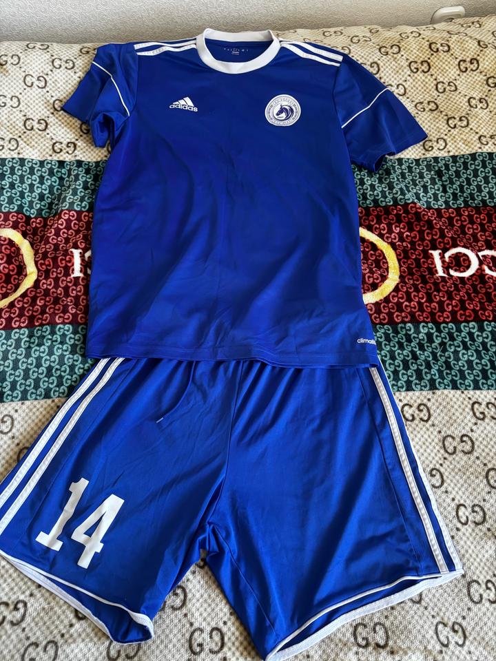 Adidas
