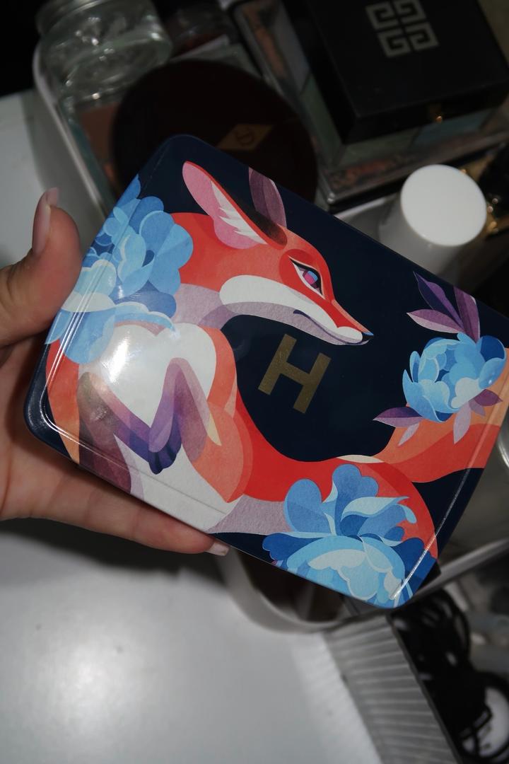 hourglass палетка