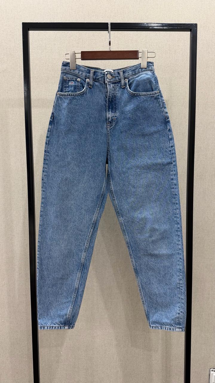 Джинсы Tommy Jeans