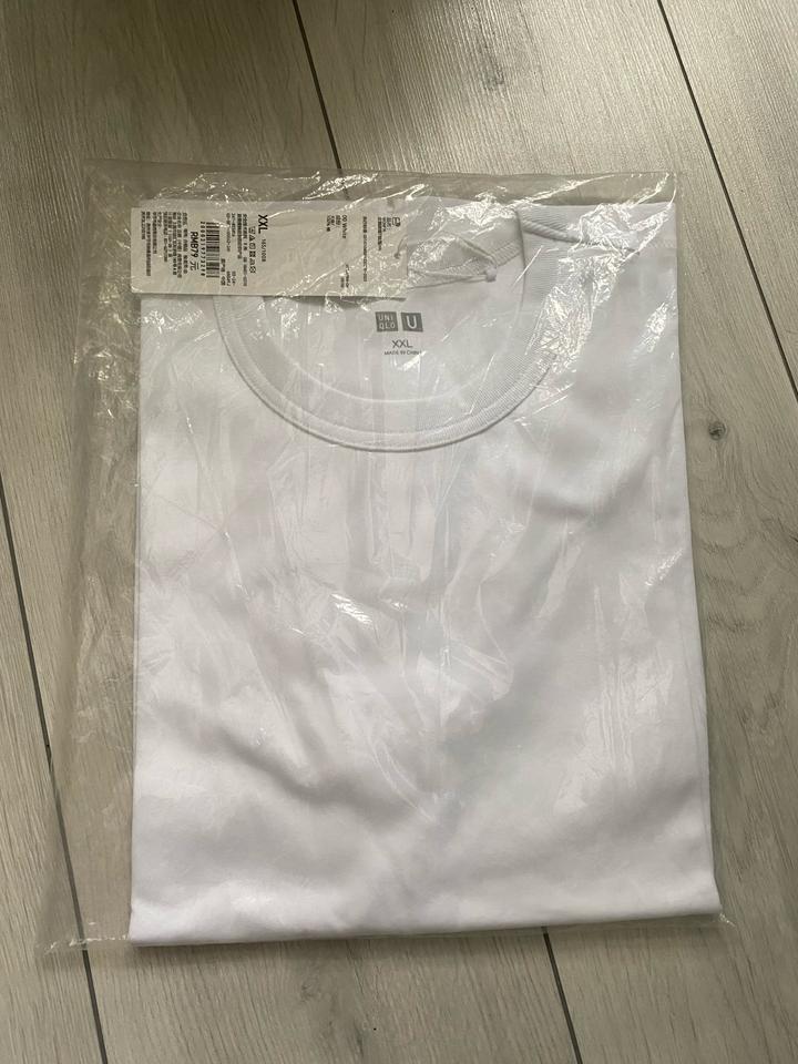 Футболка Uniqlo U