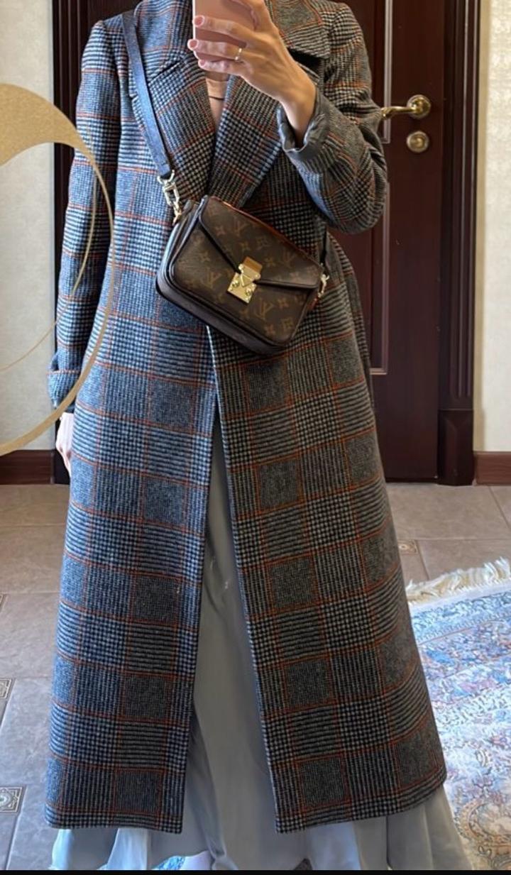 Пальто в клетку Massimo Dutti