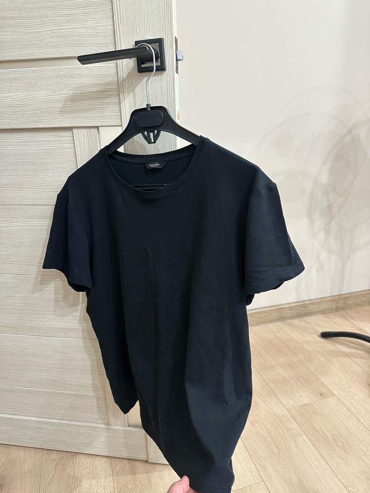 Базовая чёрная футболка Massimo Dutti