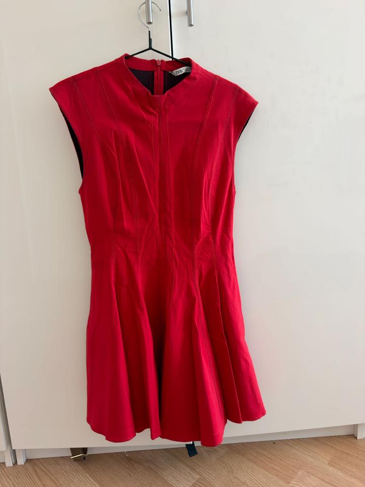 Платье ZARA