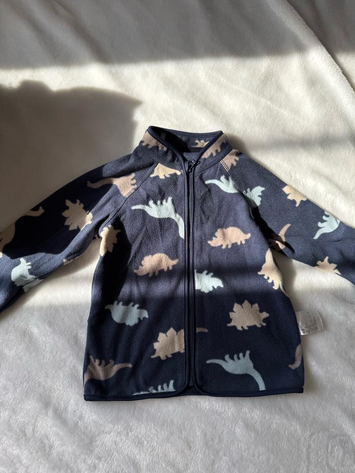 H&M