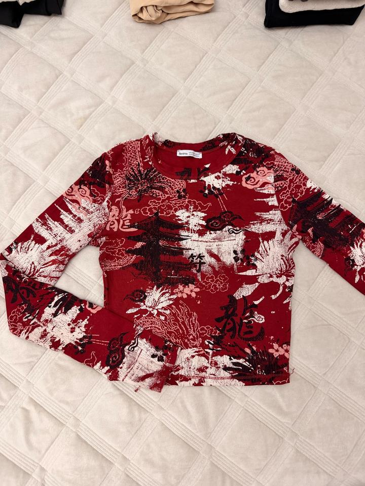 Лонгслив Bershka