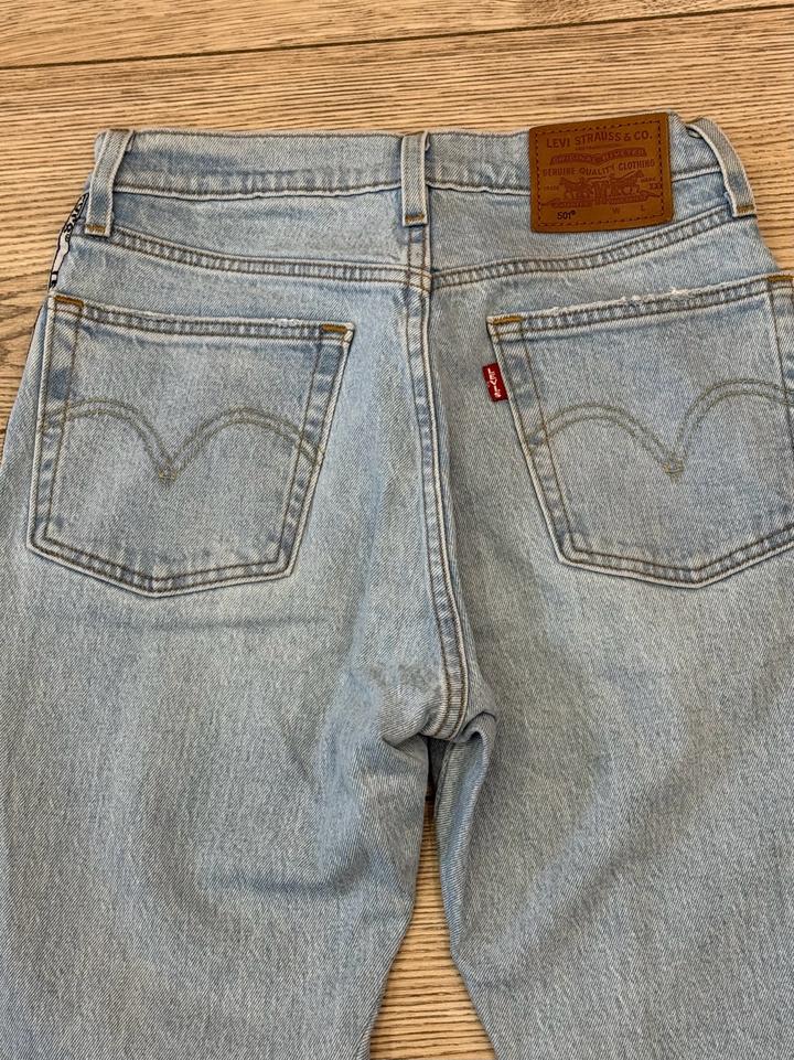 Levi's