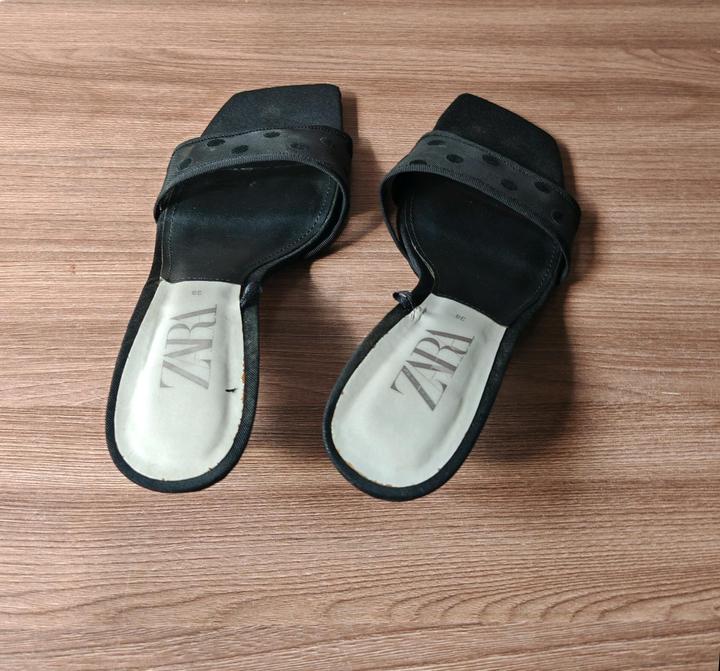 Zara Мюлли