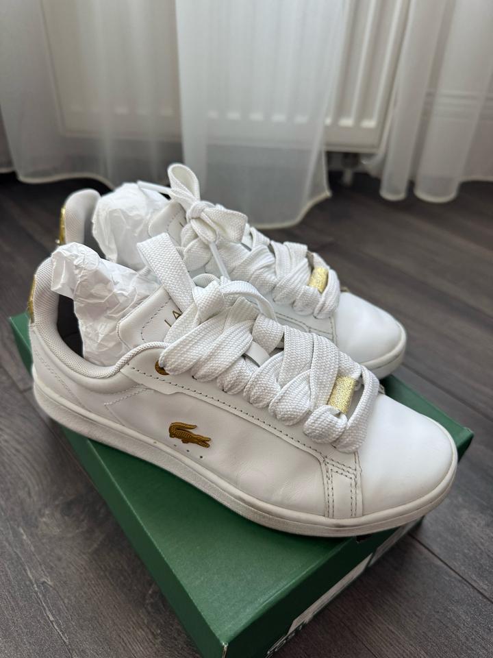 Lacoste