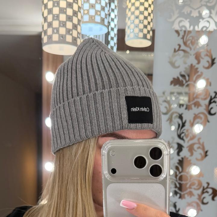 Шапка Calvin Klein