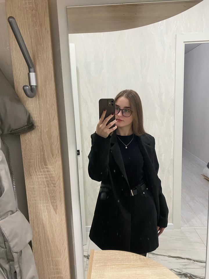 Черный удлиненный пиджак