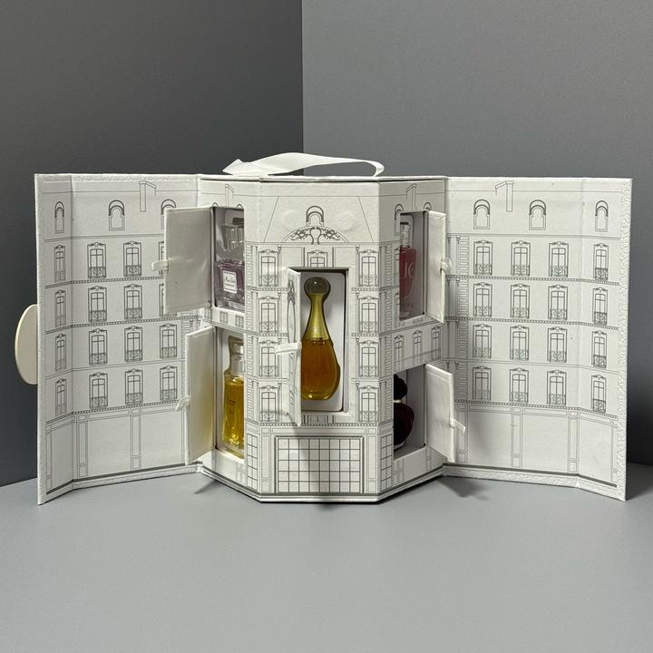 Dior