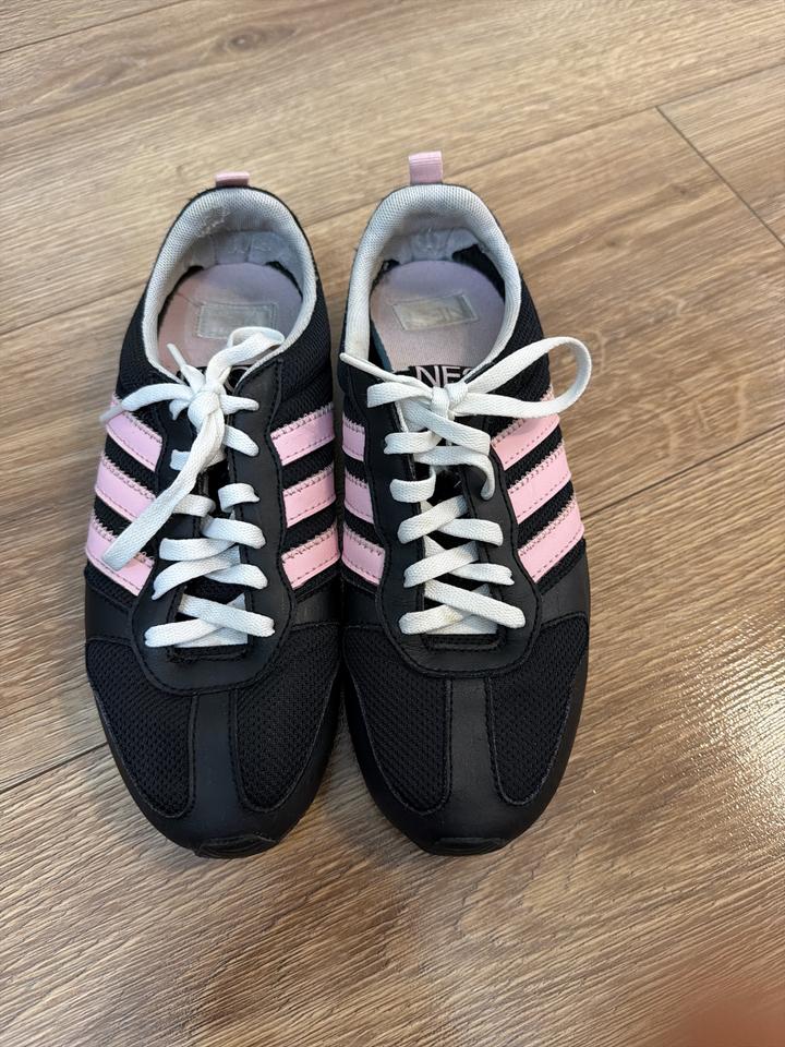 Adidas Кроссовки женские
