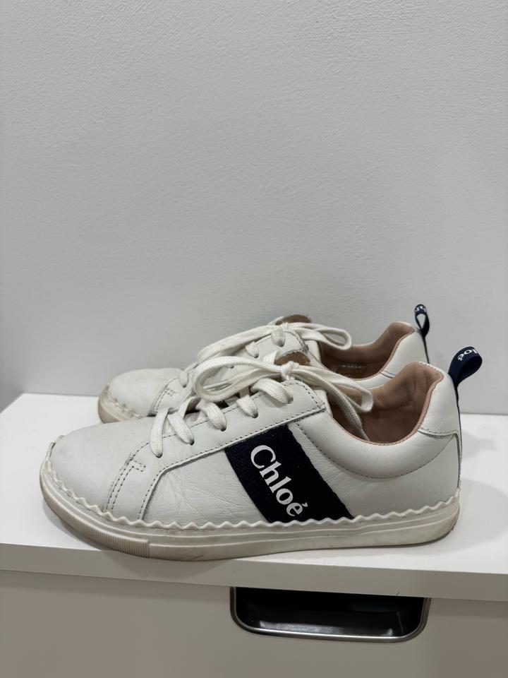 Chloé