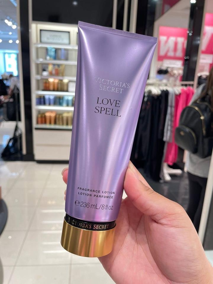 Victoria's Secret Love Spell парфюмированный лосьон для тела