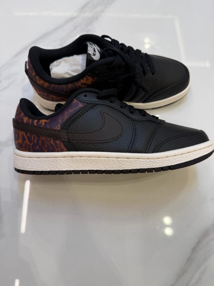 Кроссовки Nike Air Jordan 35,5 размер