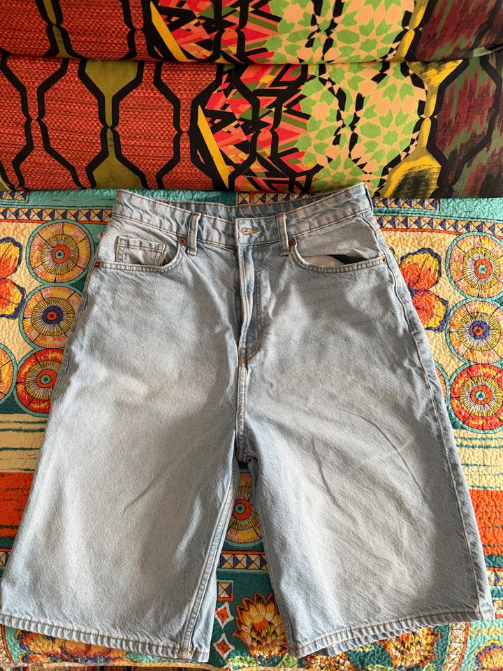 H&M