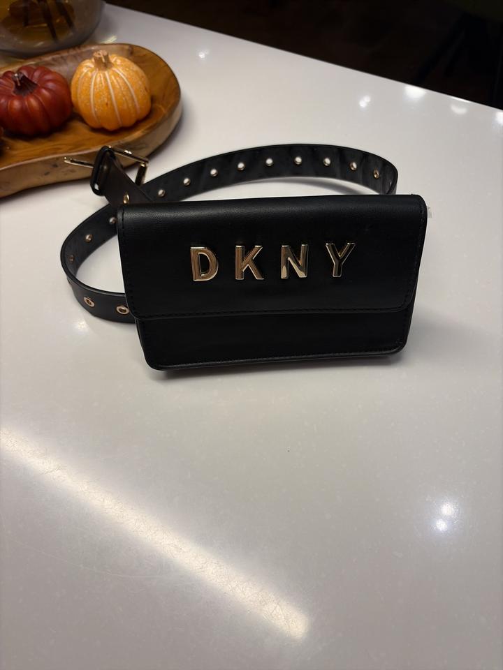 Поясная сумка DKNY