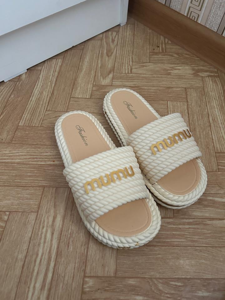 Нет бренда