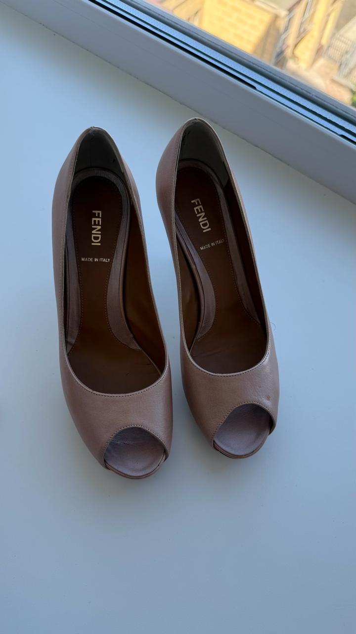 Туфли Fendi