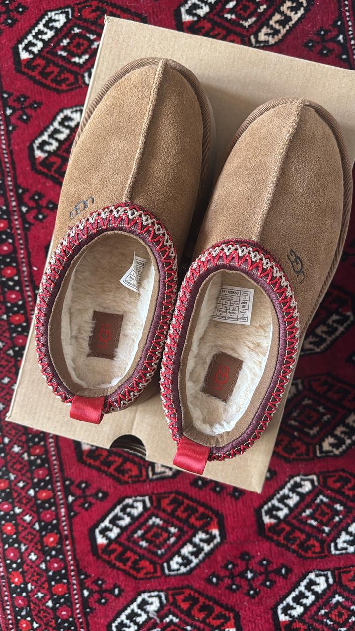 UGG