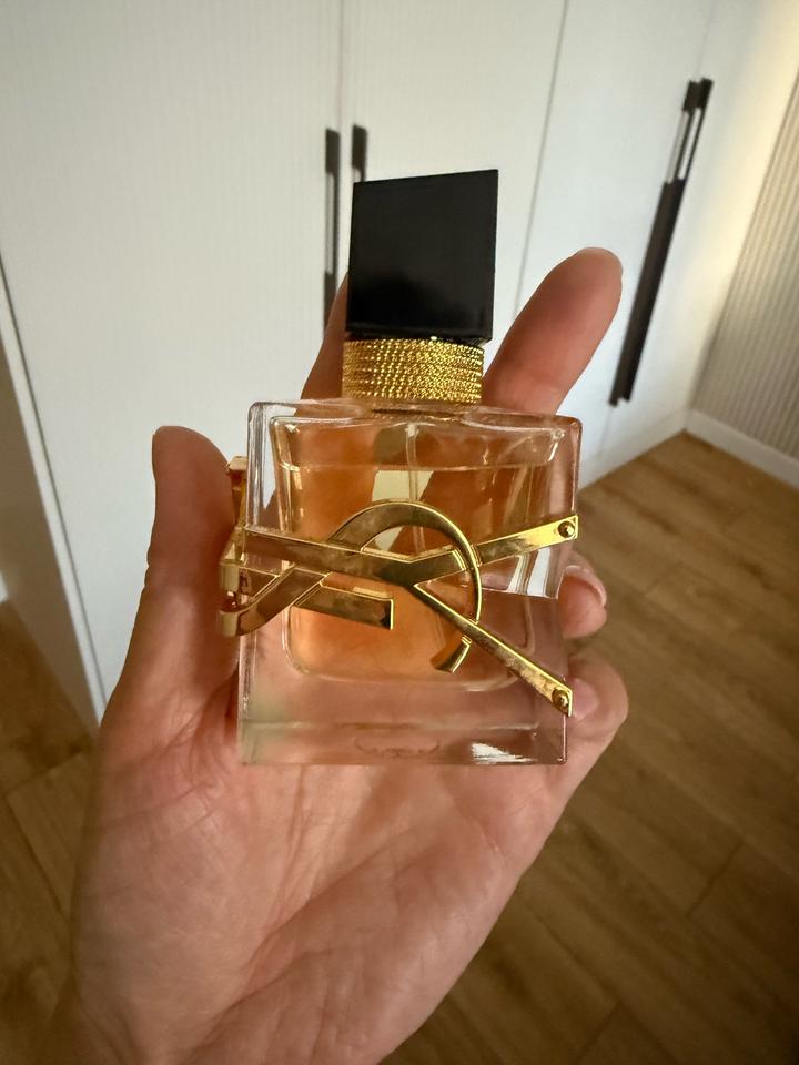 YVES SAINT LAURENT libre парфюмерованная вода