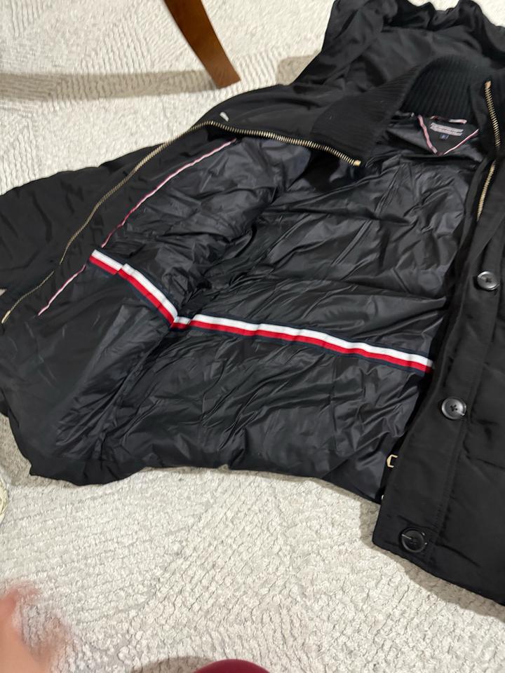 Tommy Hilfiger