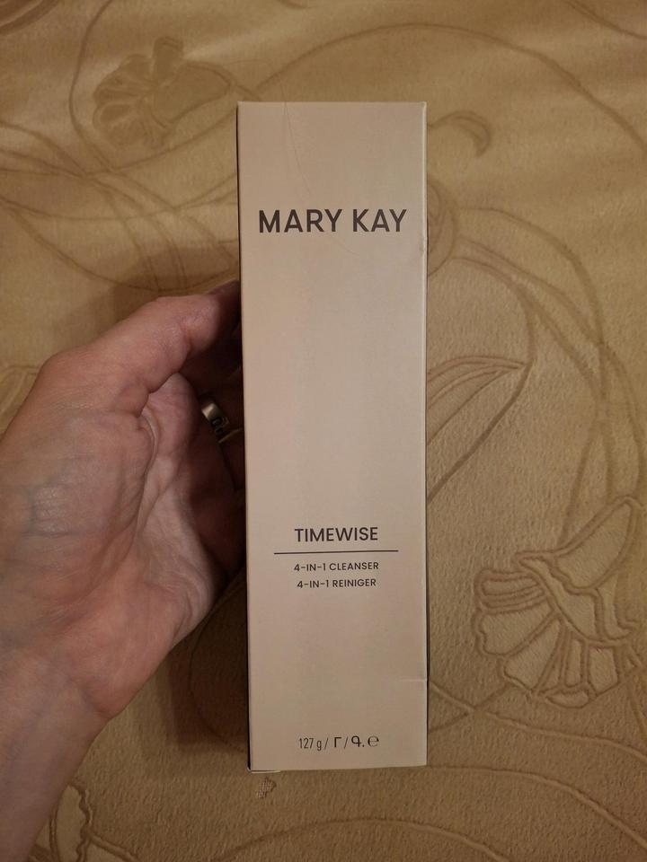 Mary Kay Очищающее средство для лица