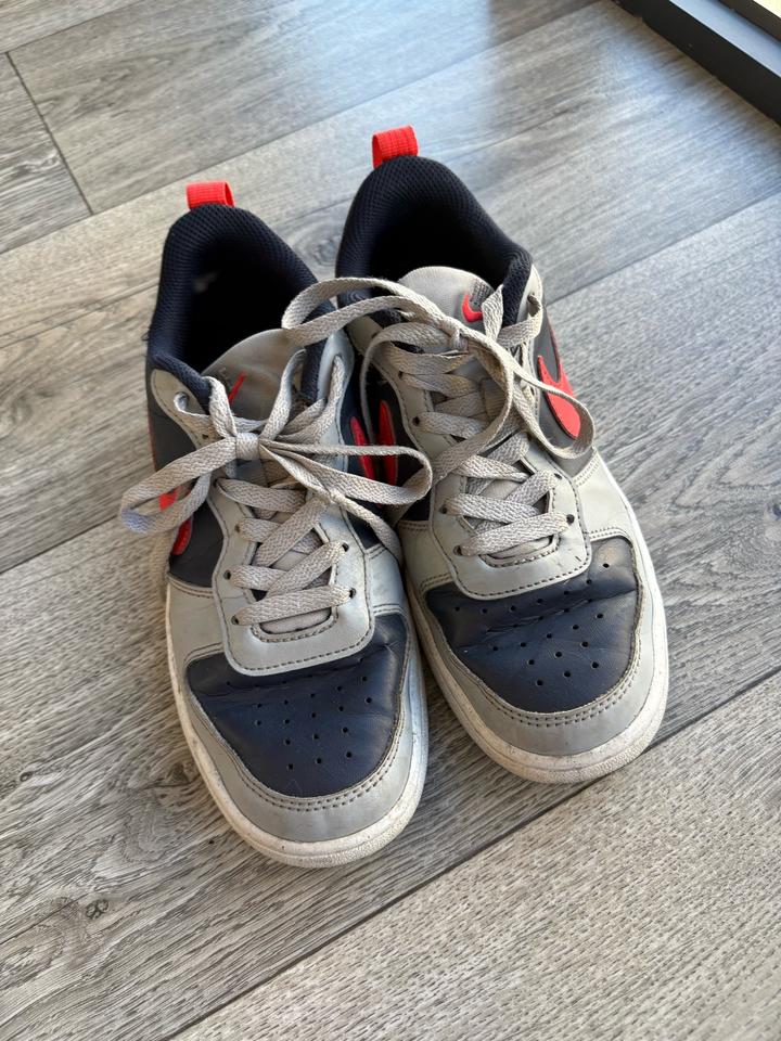 Кроссовки Nike