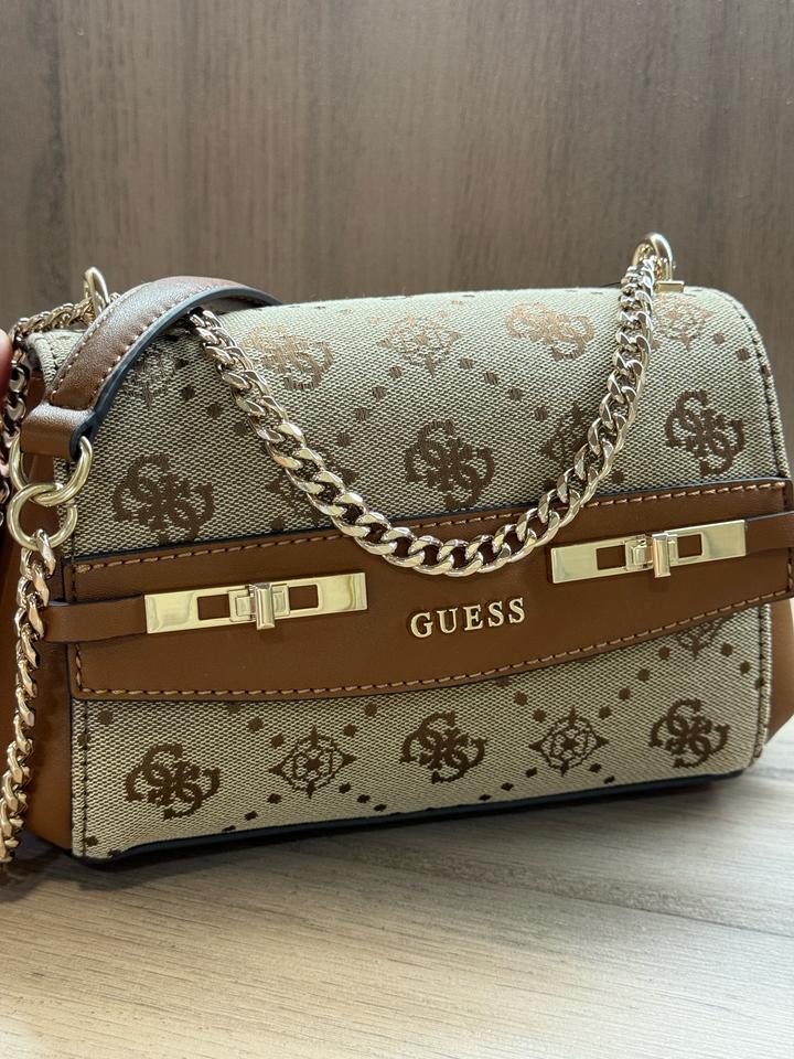 Сумка от guess