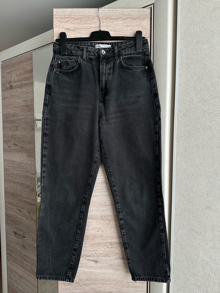 Джинсы Zara