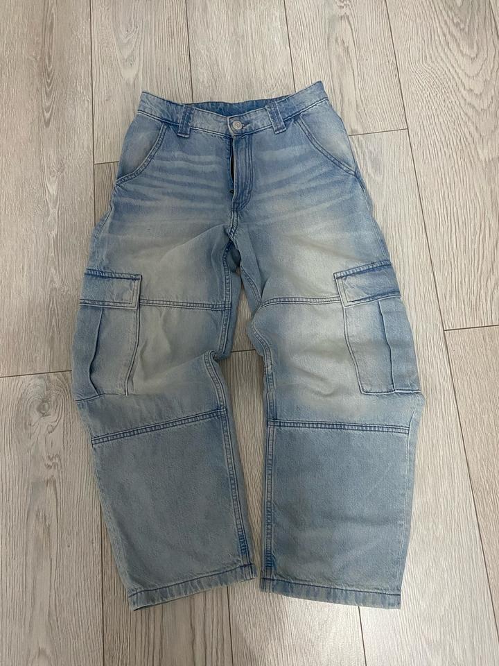 H&M