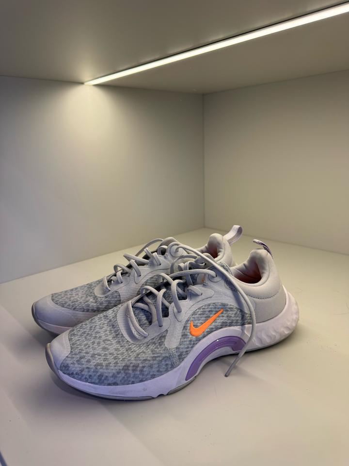 Nike