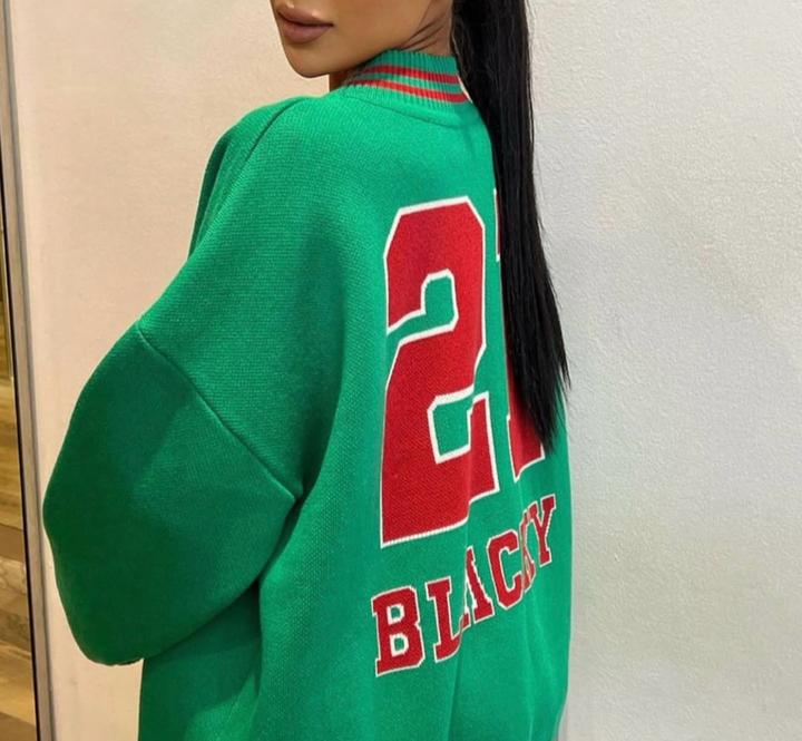 стильный женский свитер BLACKY BRAND в ярком зеленом цвете