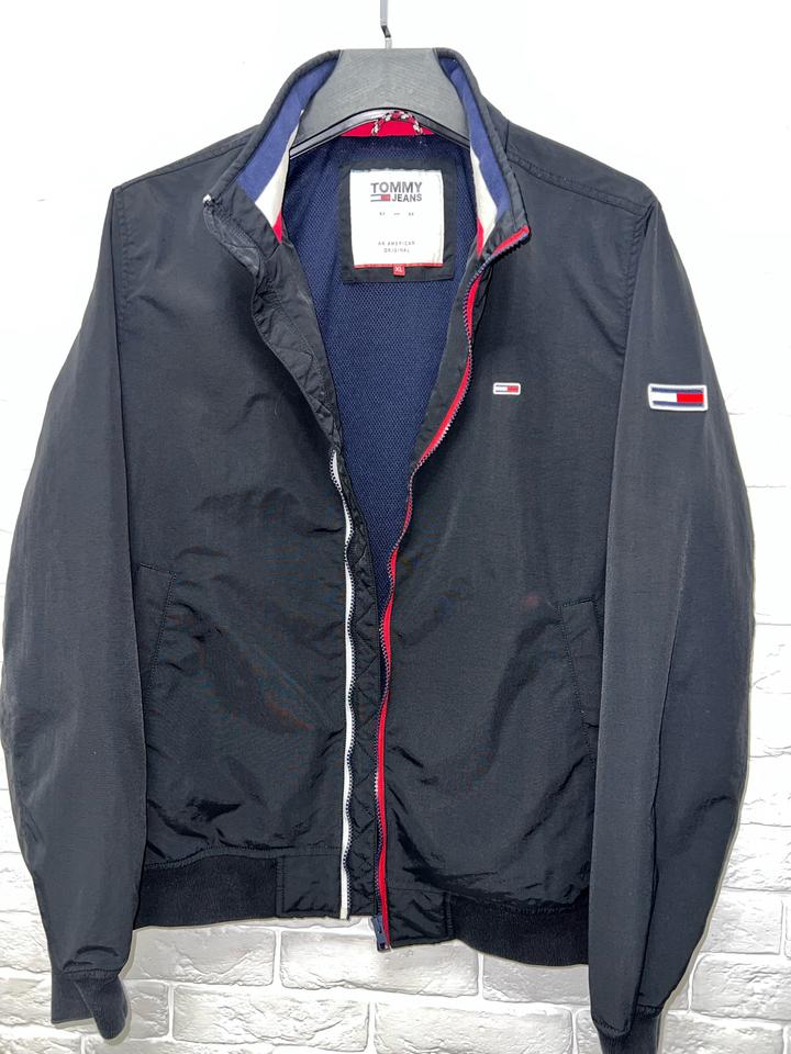 Ветровка Tommy Jeans