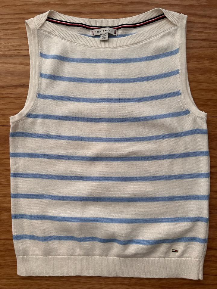 Топ Tommy Hilfiger