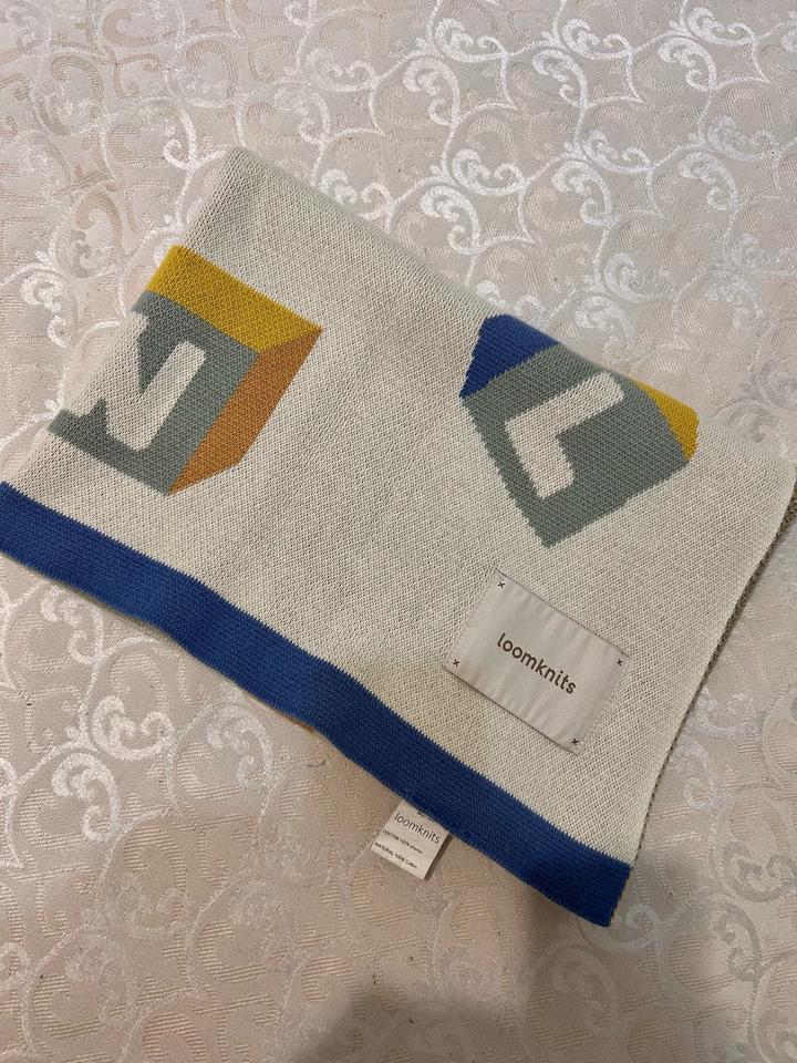 Детский вязаный плед loomknits