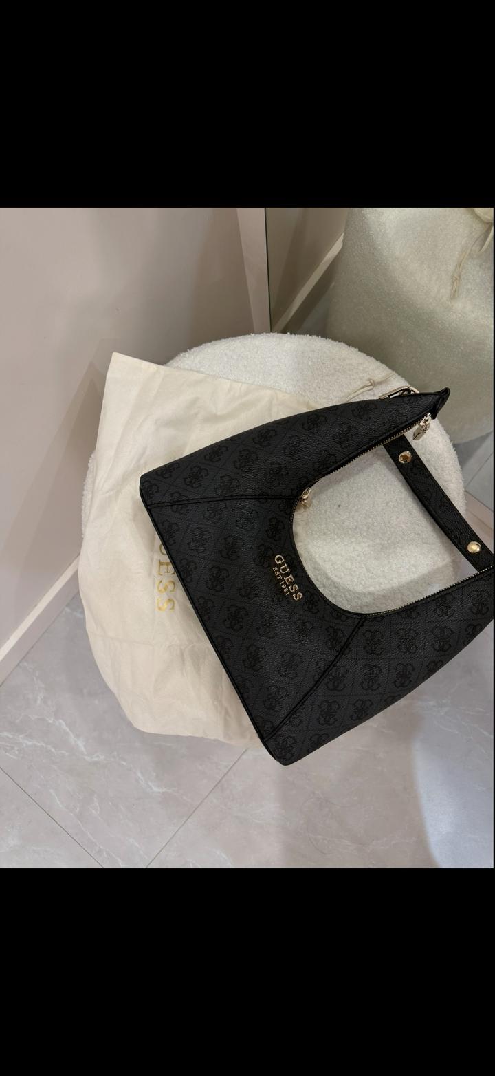 Сумка Guess