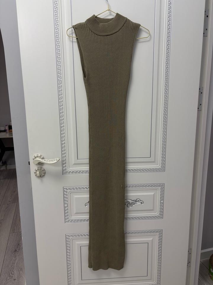 Трикотажное платье ZARA