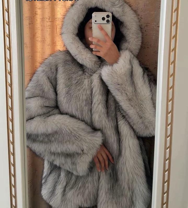 Шуба с капюшоном