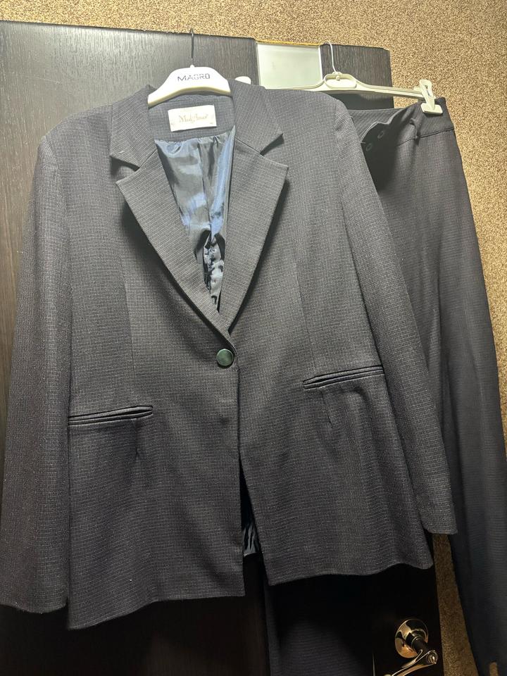 Женский костюм Max Mara