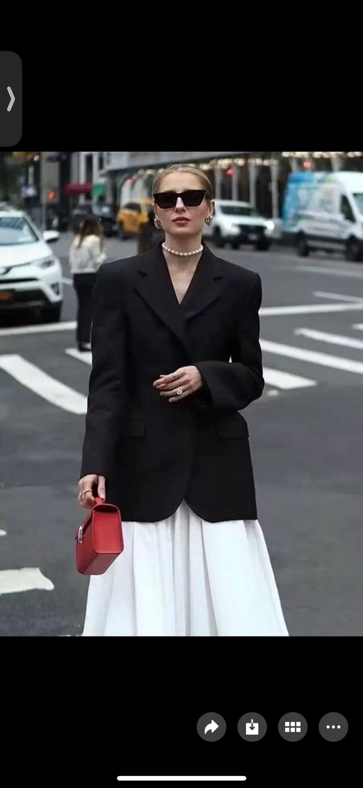 Женский черный пиджак Zara